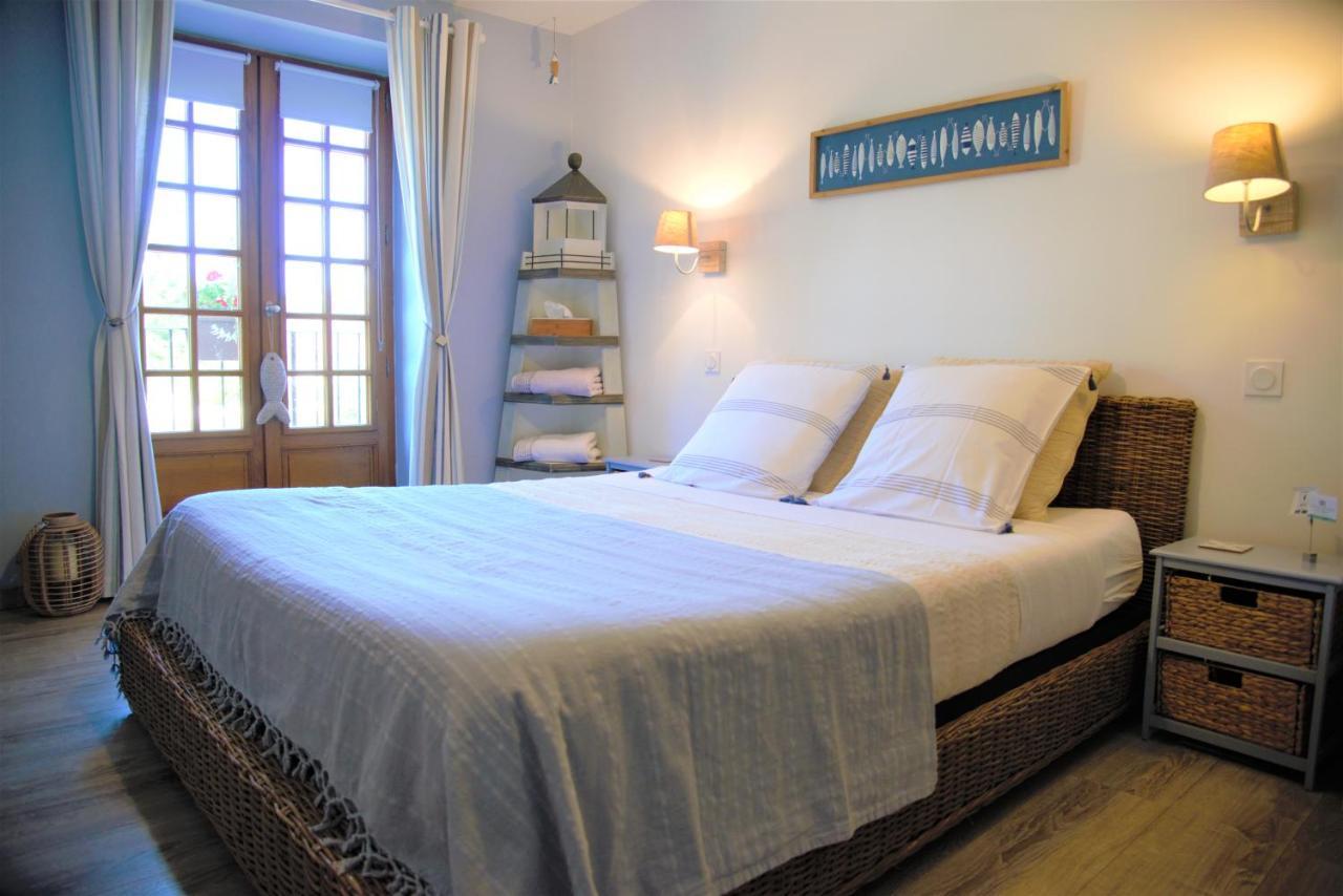 B&B Des Histoires D'Anges - Cote Jardin - Accueil Velo Tournus Luaran gambar